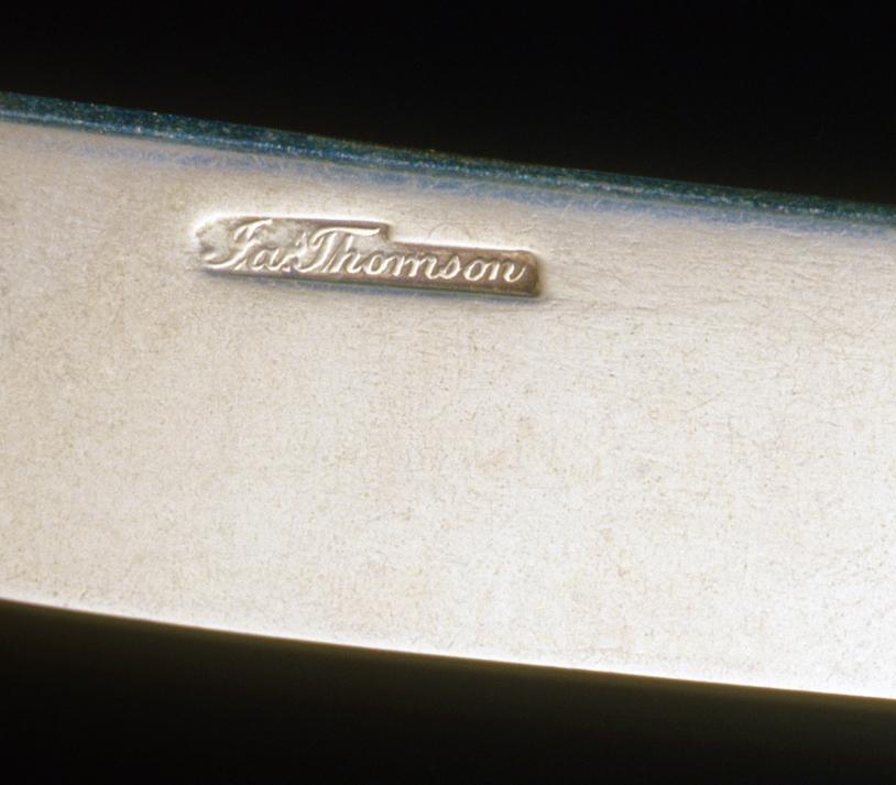 1983.0244.020.008 Knife, detail 1