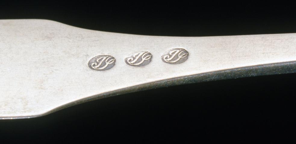 1983.0244.183 Spoon, Tablespoon, detail 1