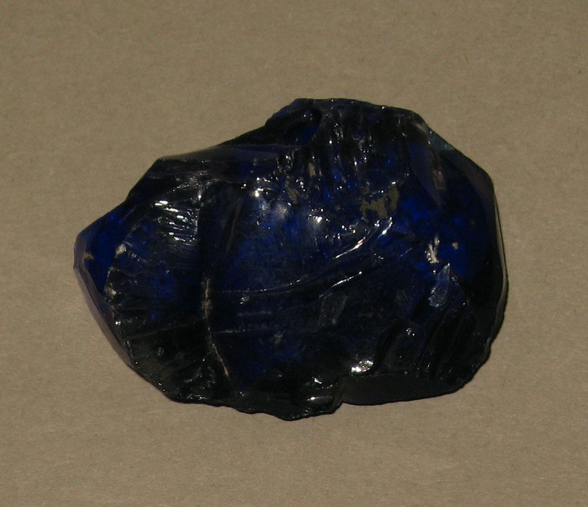 1958.0002.006.036 Glass fragment