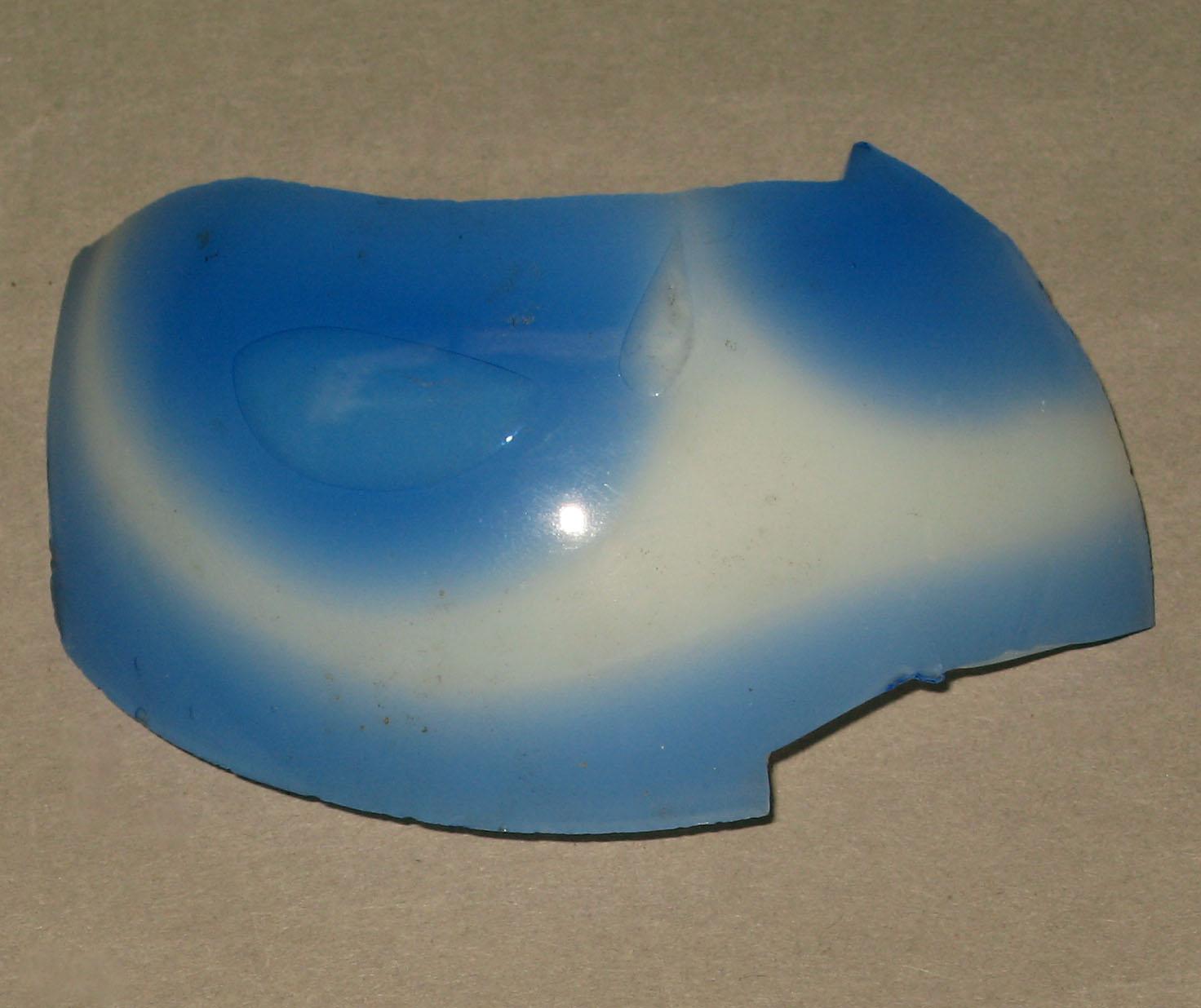1958.0002.006.055 Glass fragment