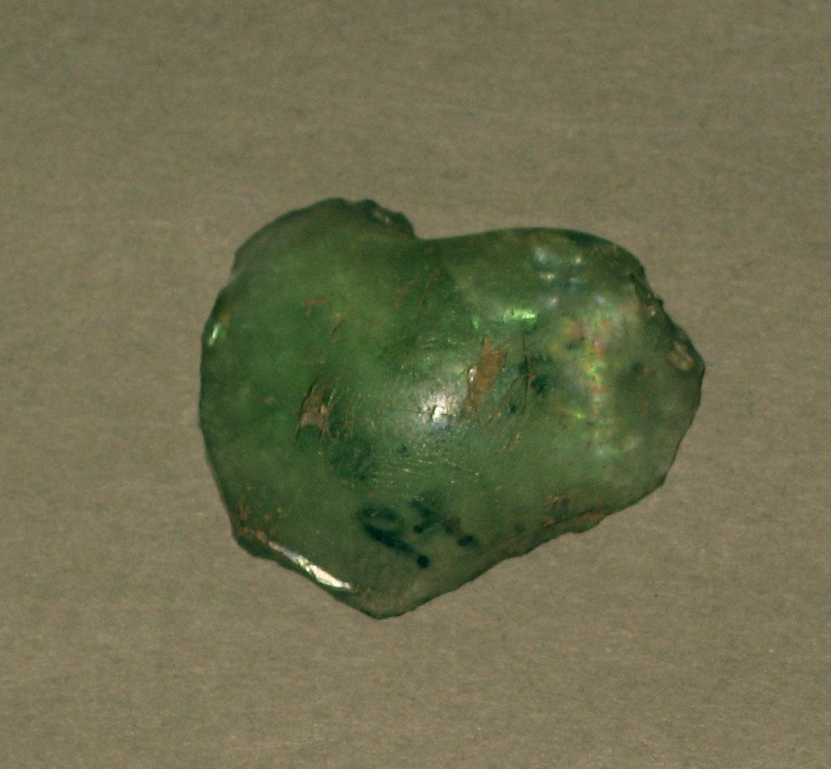 1958.0002.006.079 Glass fragment