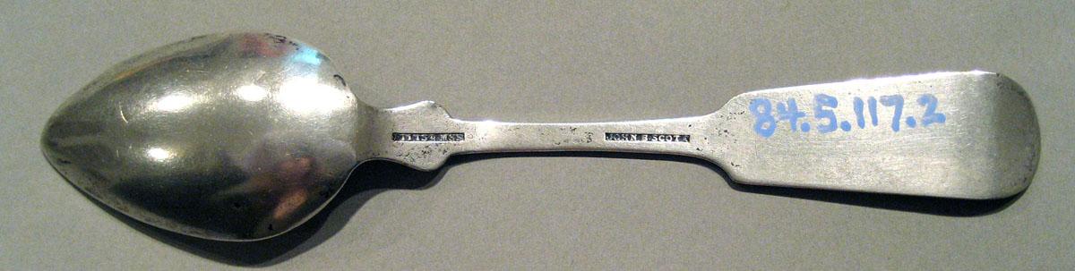 1984.0005.117.002 Silver Spoon underside