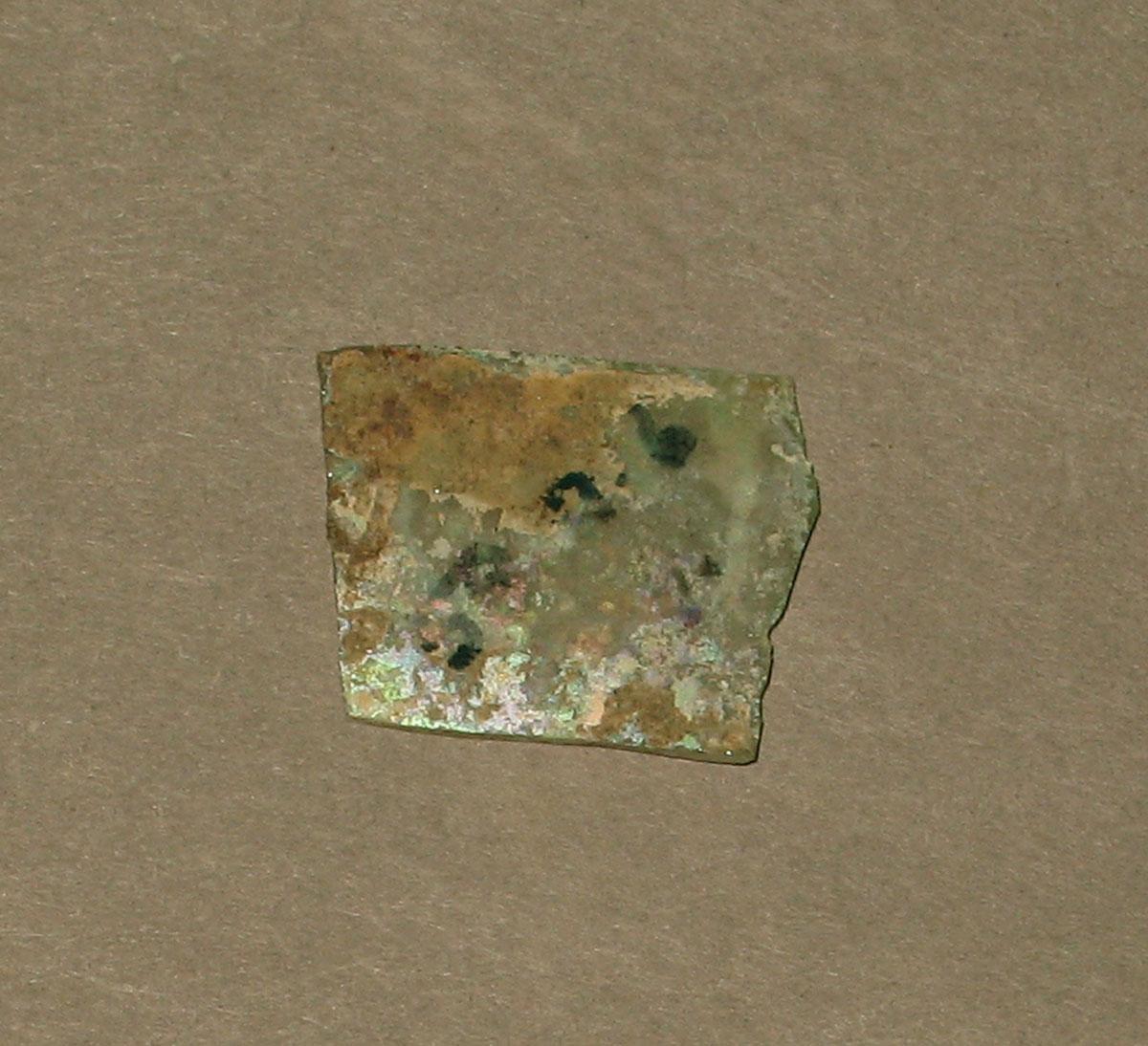1958.0002.006.091 Glass fragment