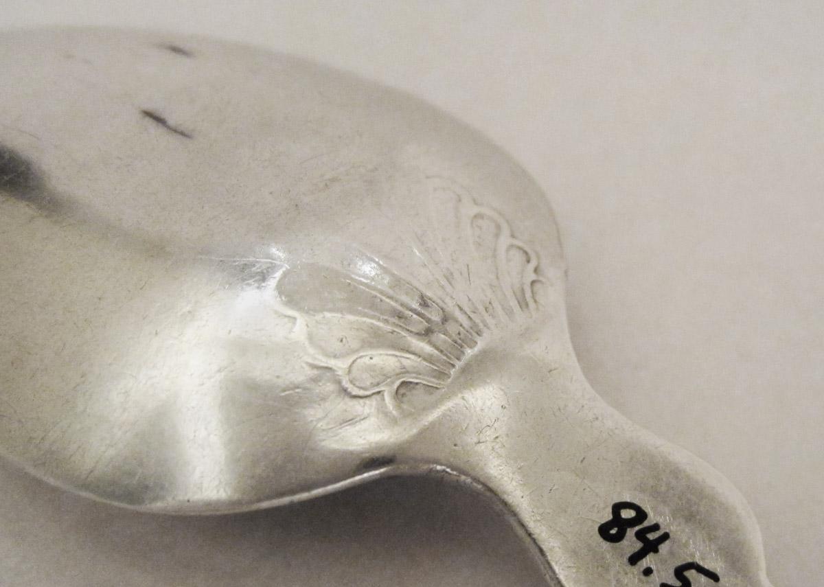1984.0005.222.001 Spoon, drop decoration
