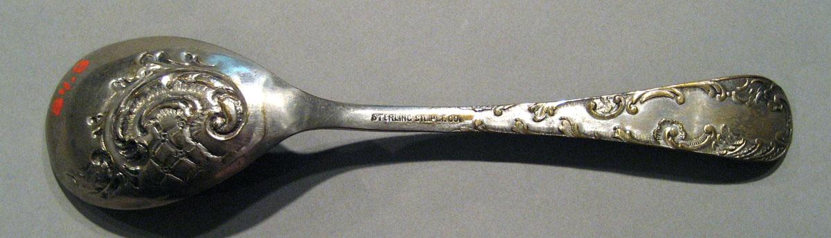 1984.0008 Silver Spoon underside