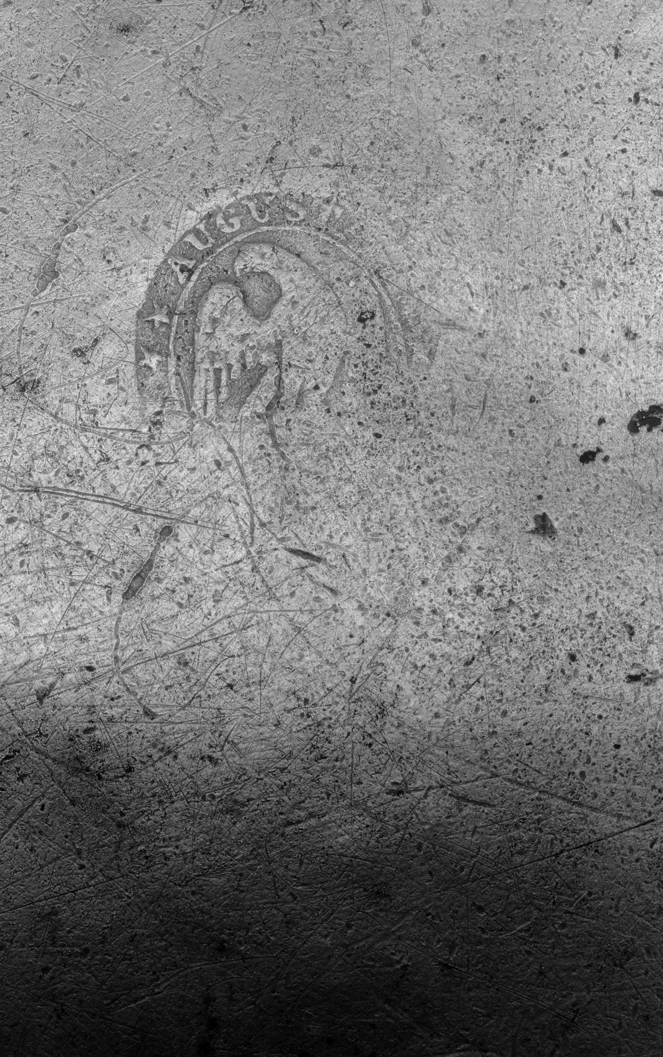 1958.0007.001 Pewter plate (marks)