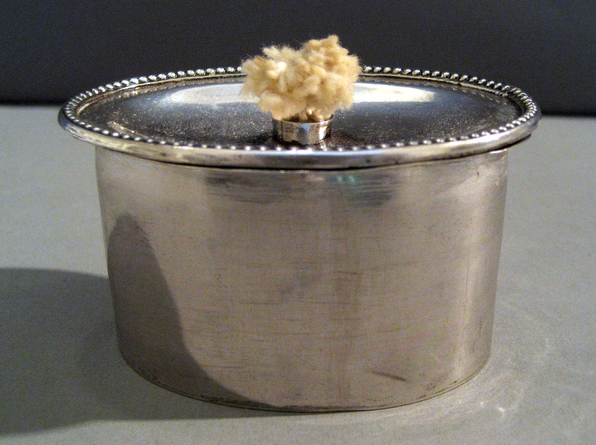 1984.0057 B, C Silver Spirit Lamp back