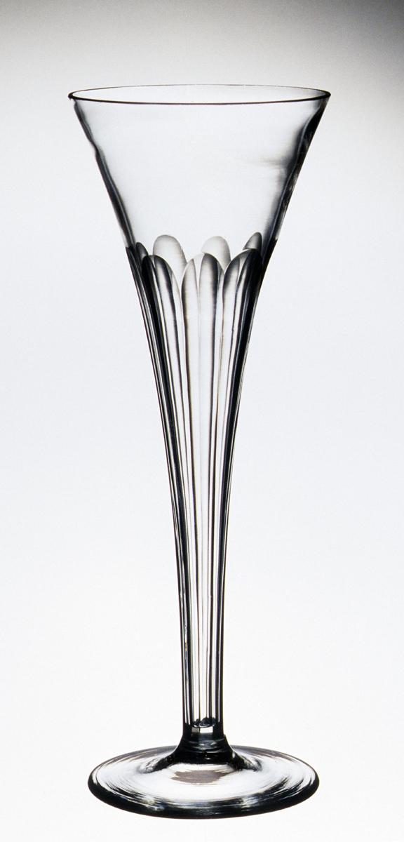 1984.0067.004 Glass wineglass
