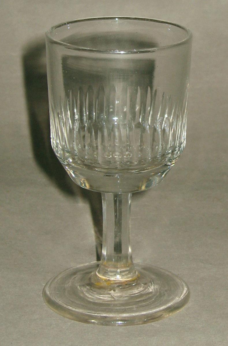 1984.0101.002 Glass cordial glass