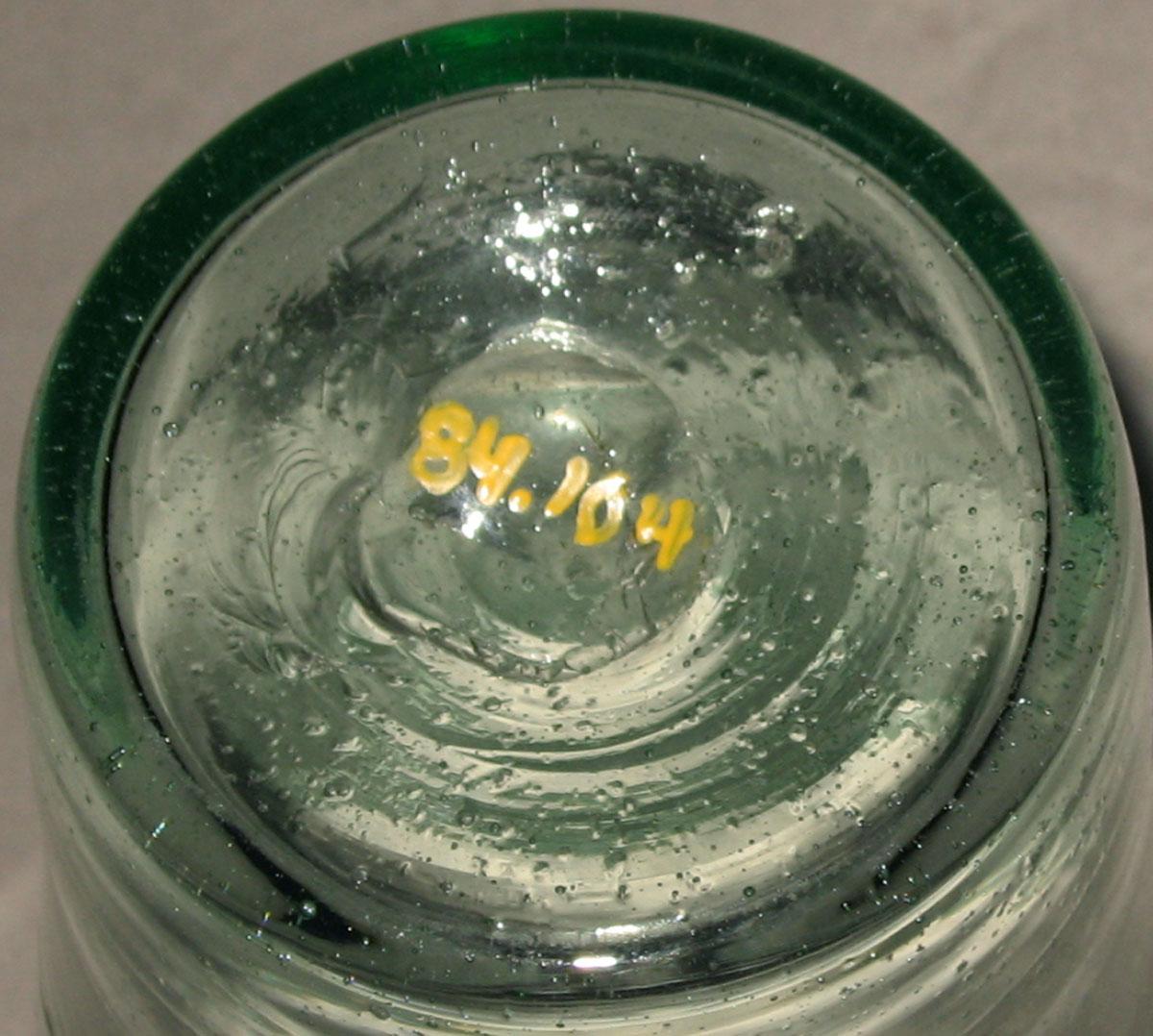 1984.0104 Glass tumbler (underside)