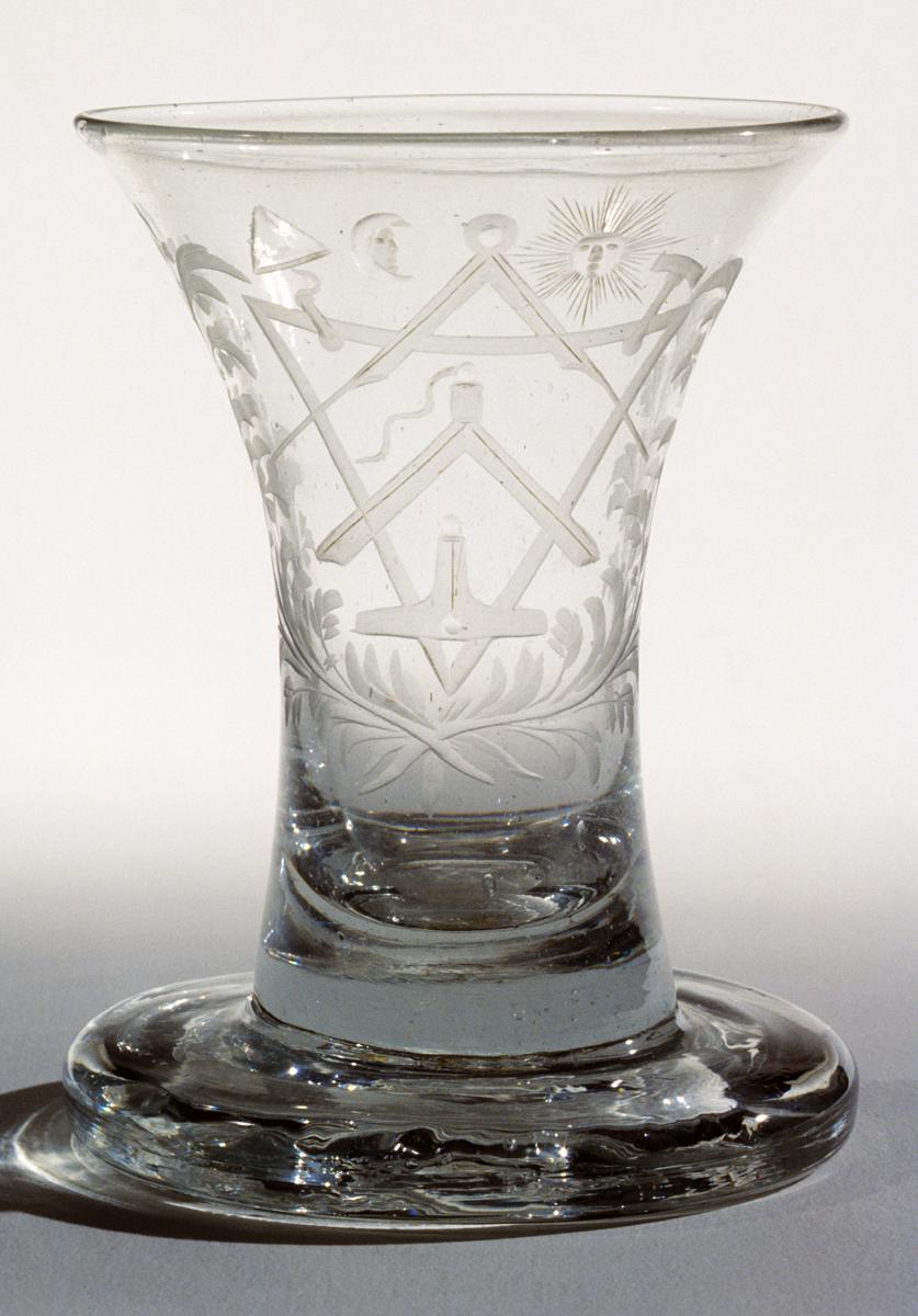 1984.0105 Glass, View 2