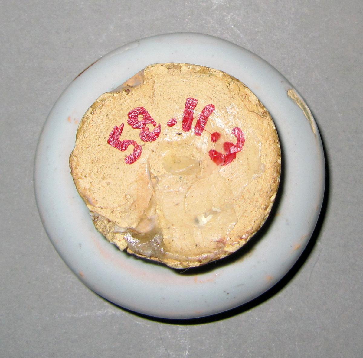 1958.0011.003 Delftware ointment pot underside