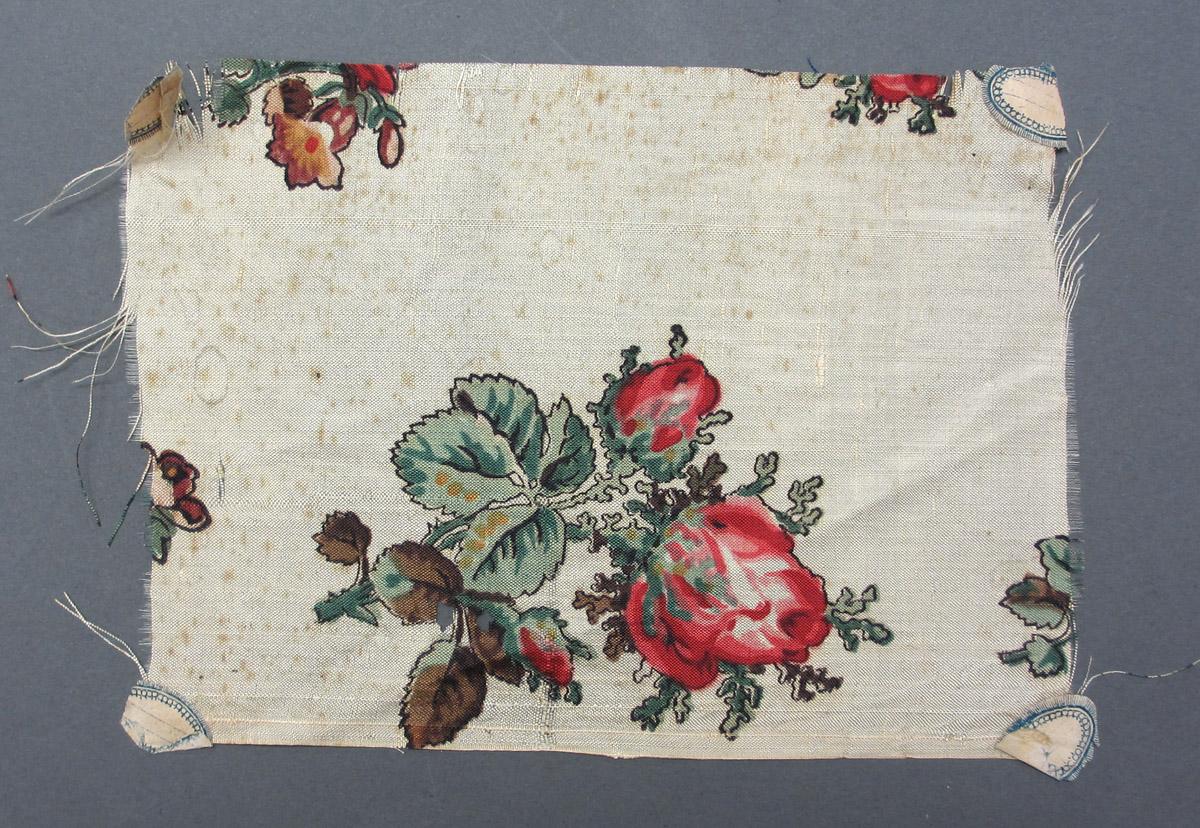 1984.0130.001 Textile, printed obverse