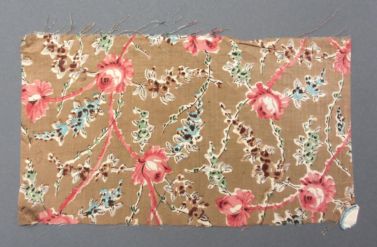 1984.0130.003 Textile, printed obverse