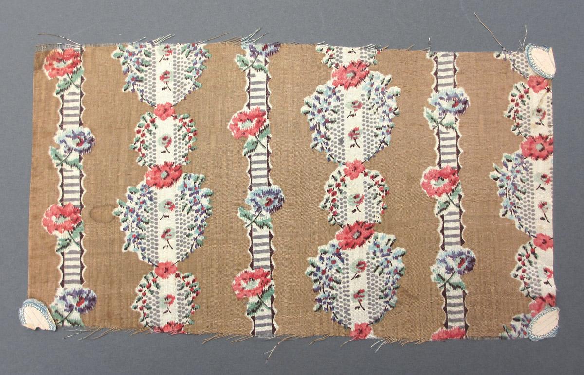 1984.0130.004 Textile, printed obverse
