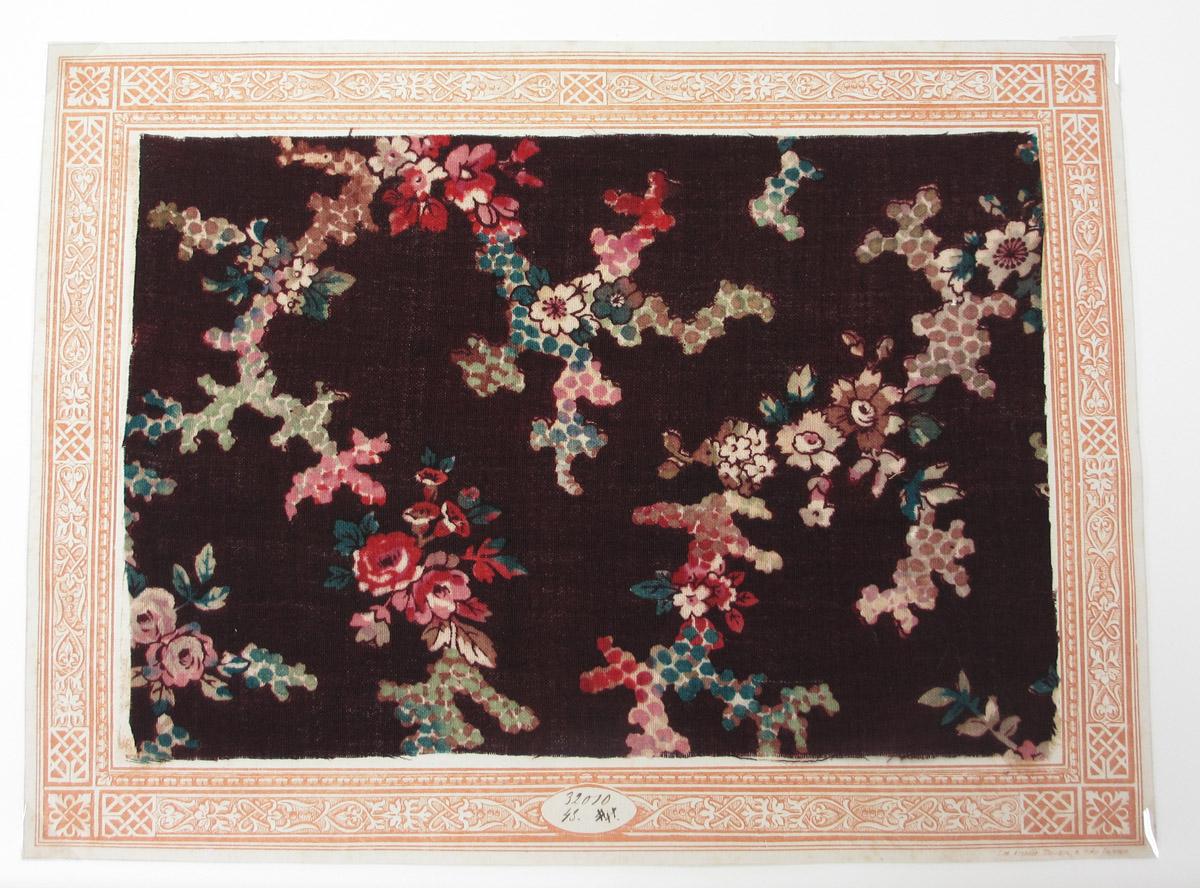 1984.0130.024 Textile, printed obverse