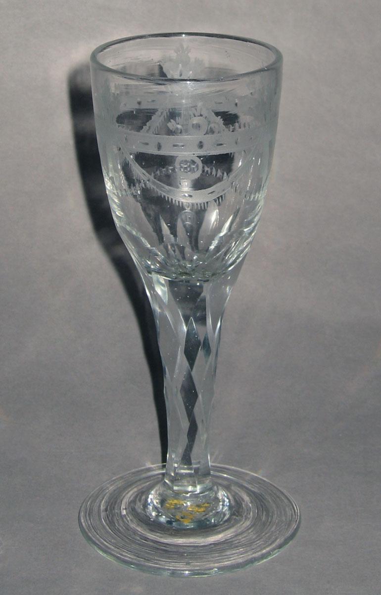 1984.0137.002 Glass wineglass