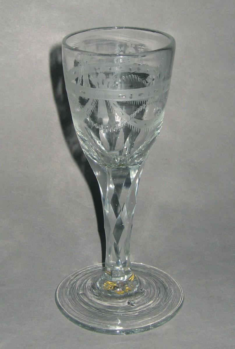 1984.0137.004 Glass wineglass