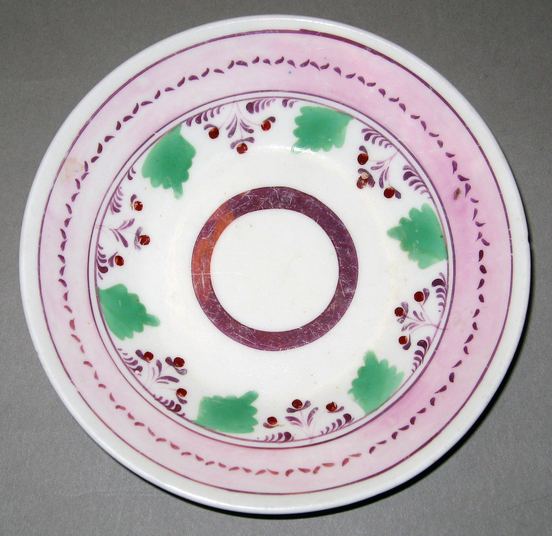 1984.0141.031 B Lusterware Saucer