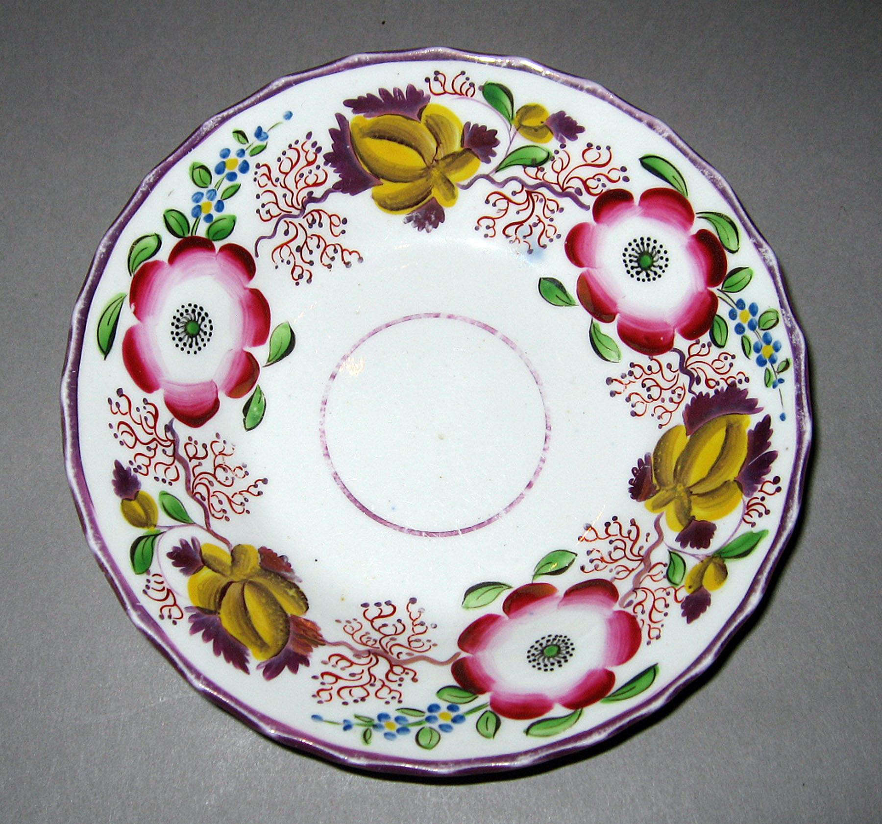 1984.0141.038 B Lusterware saucer