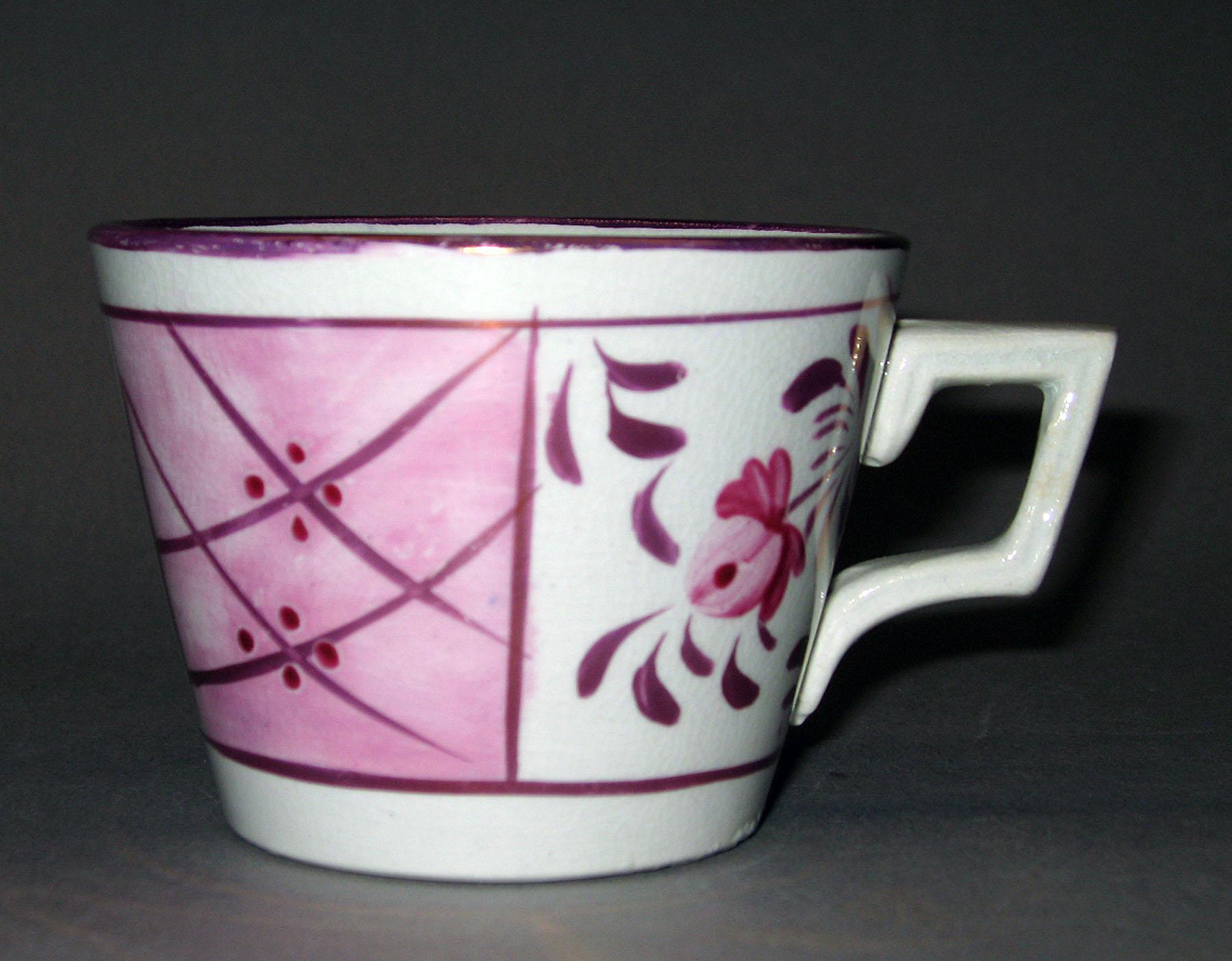 1984.0141.048 A Lusterware teacup