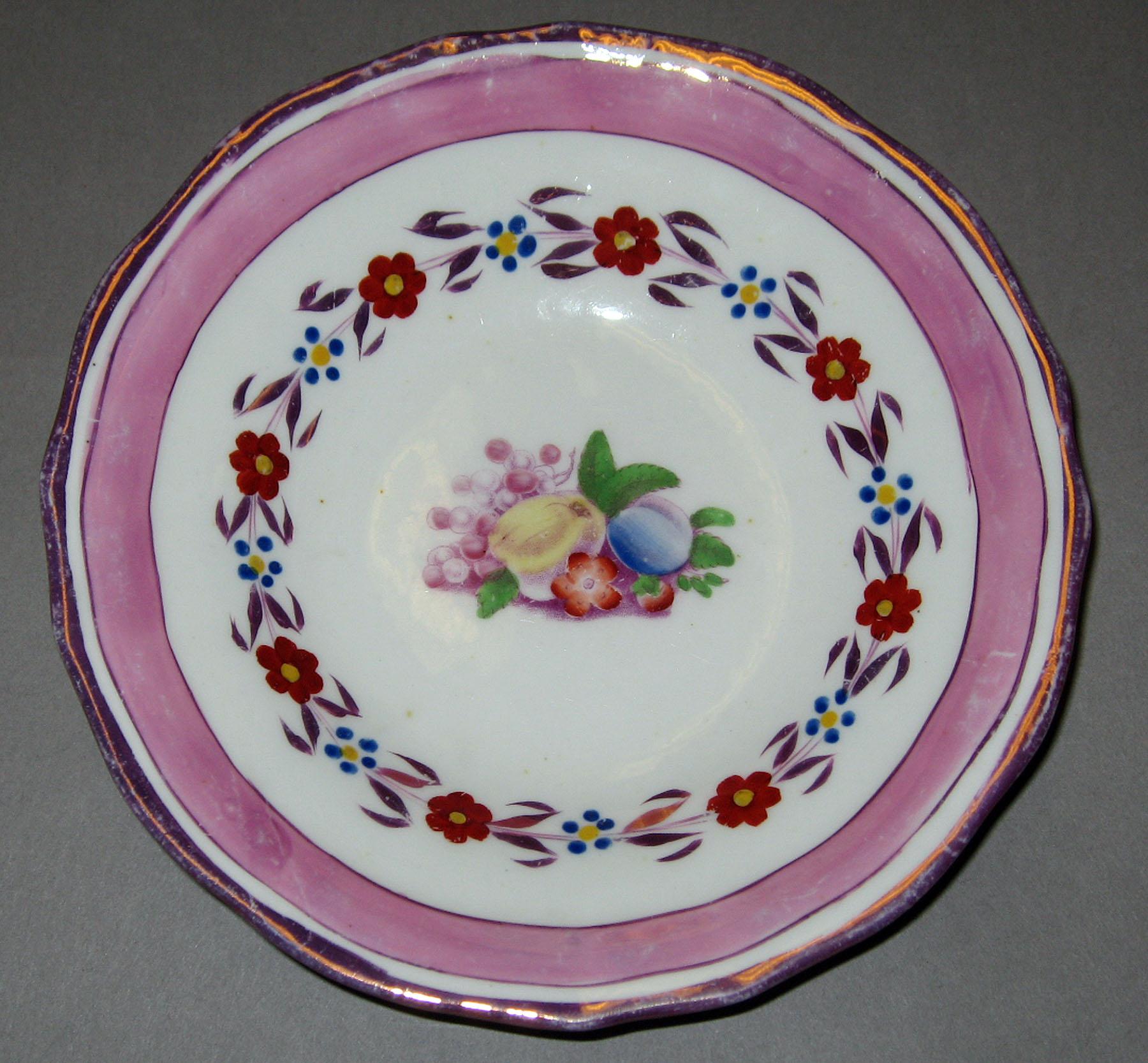 1984.0141.054 B Lusterware saucer