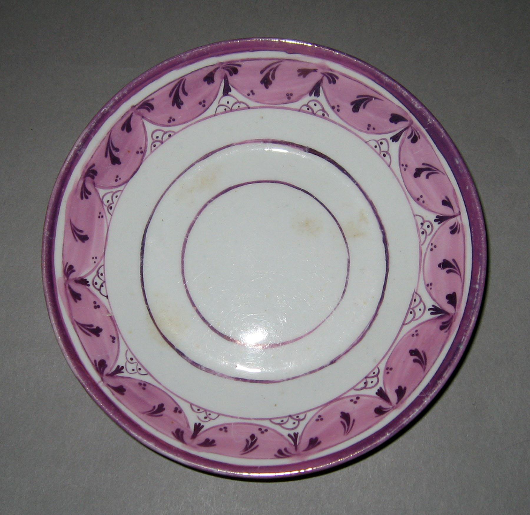 1984.0141.062 B Lusterware Saucer