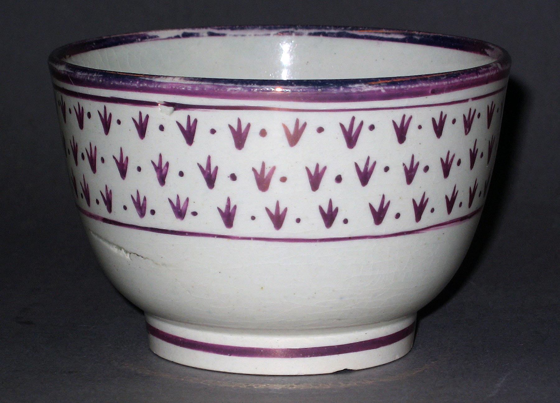 1984.0141.078 A Lusterware Teabowl