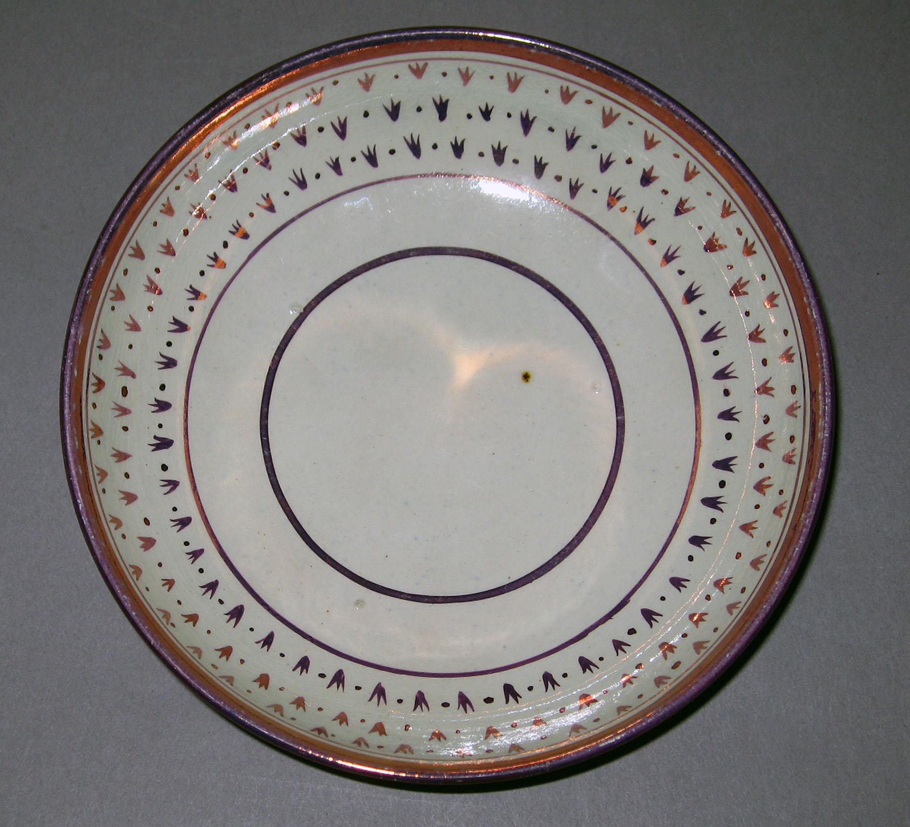 1984.0141.078 B Lusterware Saucer