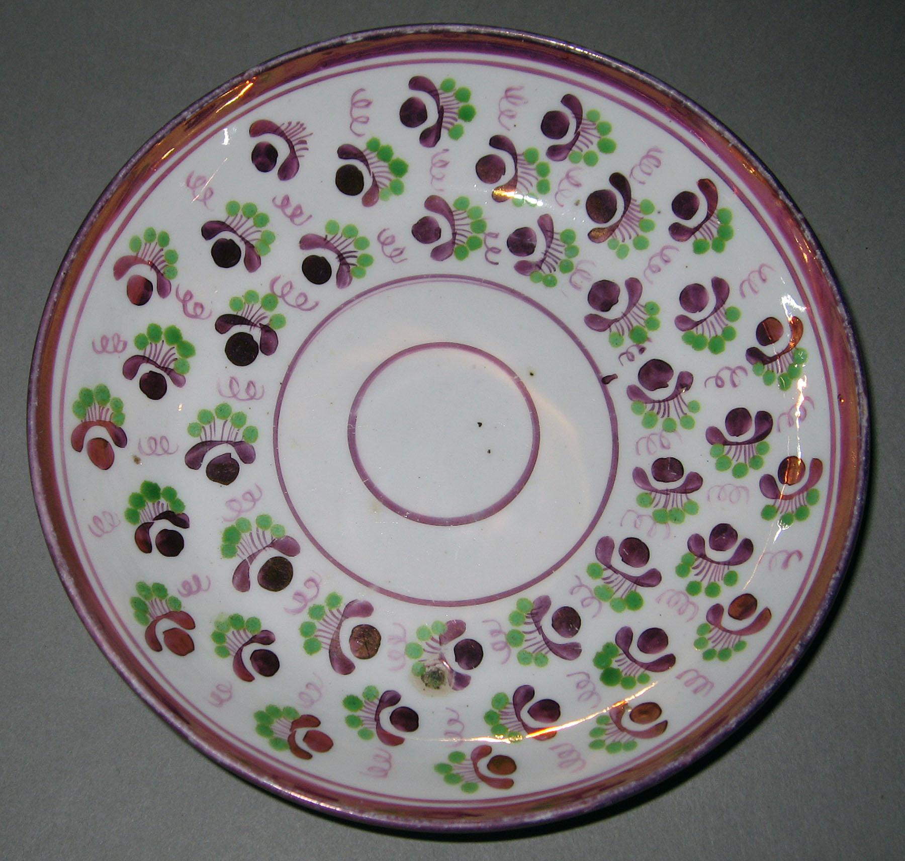1984.0141.094 B Lusterware Saucer