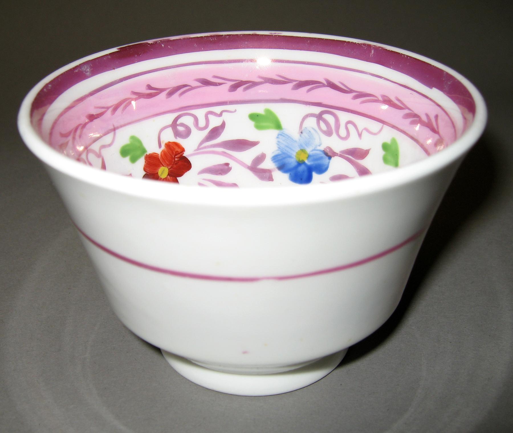 1984.0141.099 A Teacup