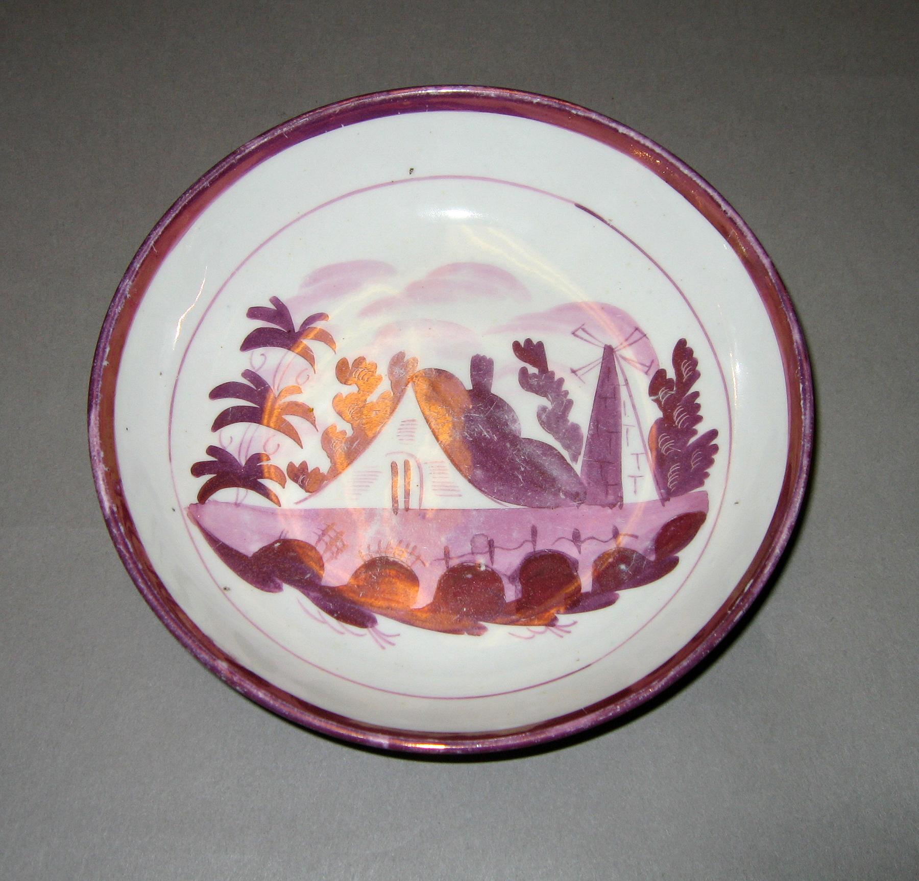 1984.0141.103 B Saucer