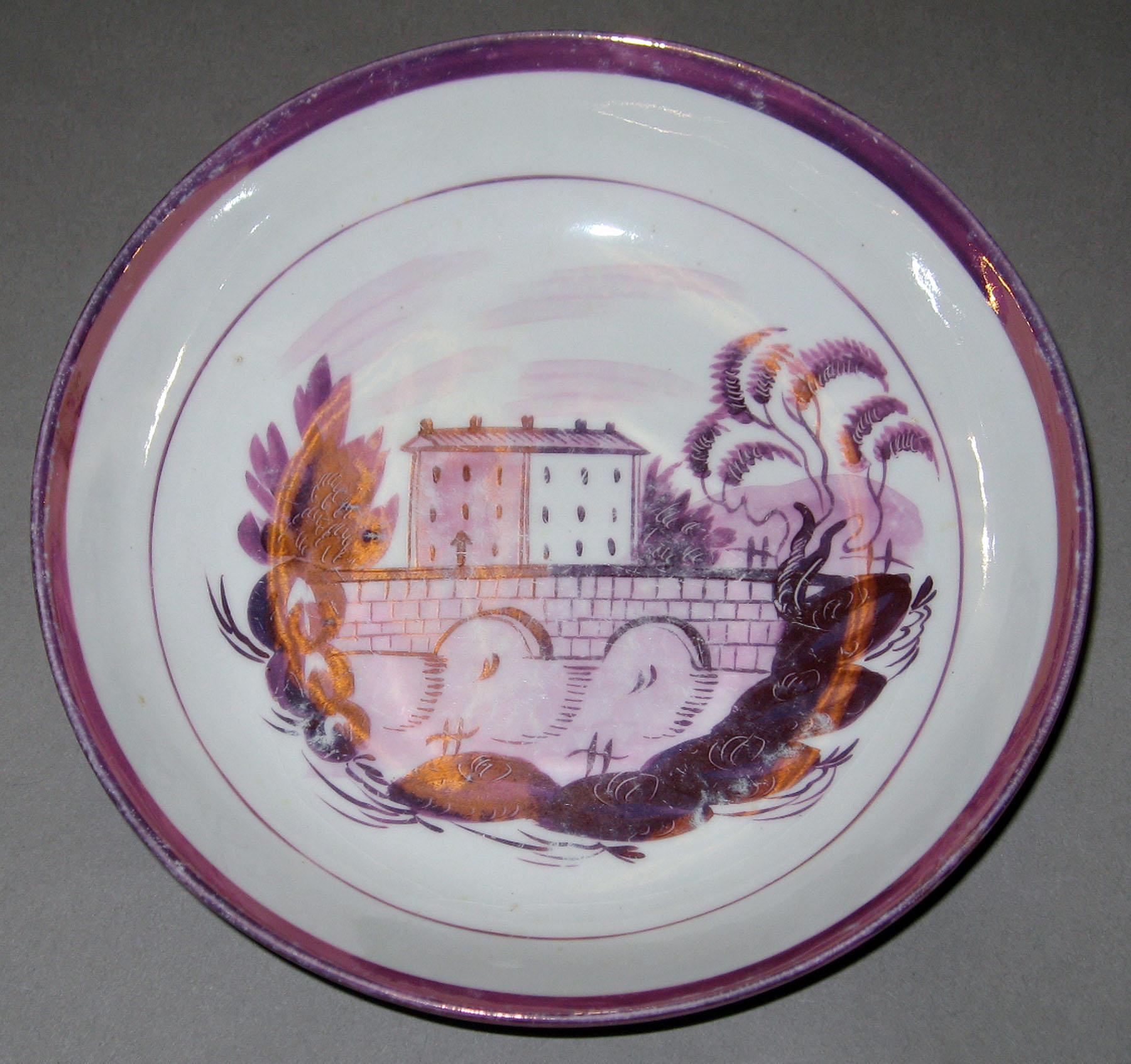 1984.0141.110 B Lusterware Saucer
