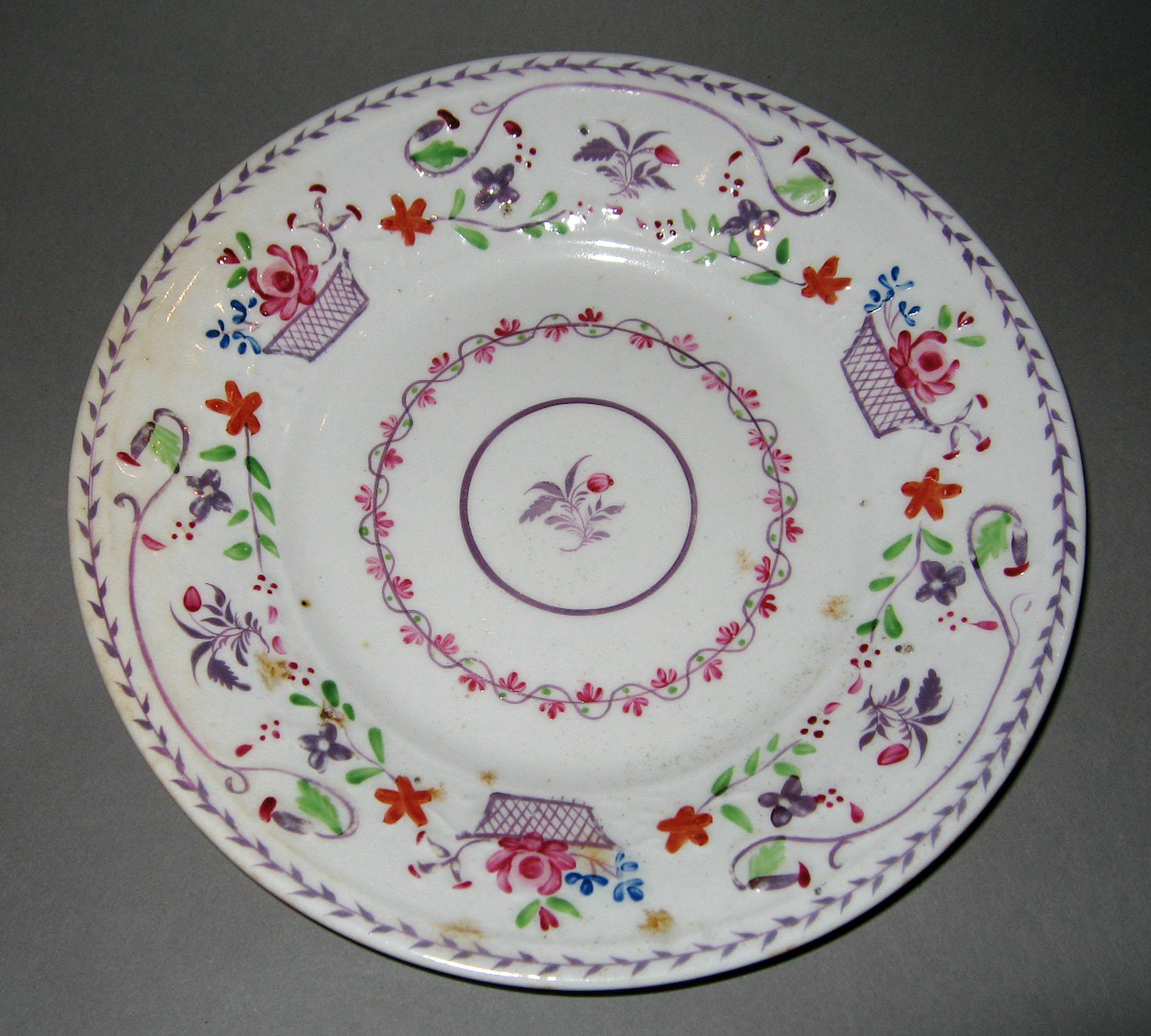 1984.0141.136 Lusterware Plate