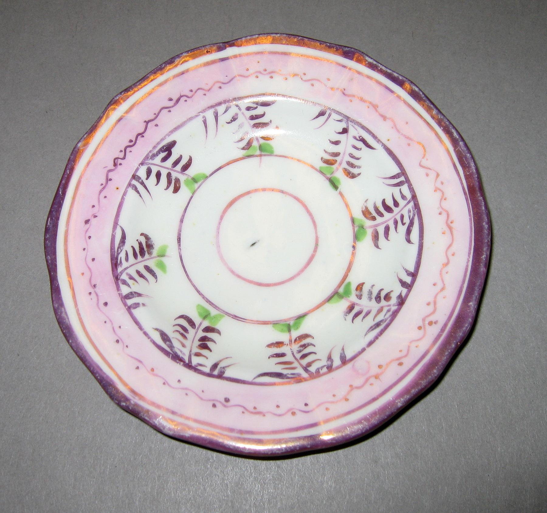 1984.0141.158  Cup plate