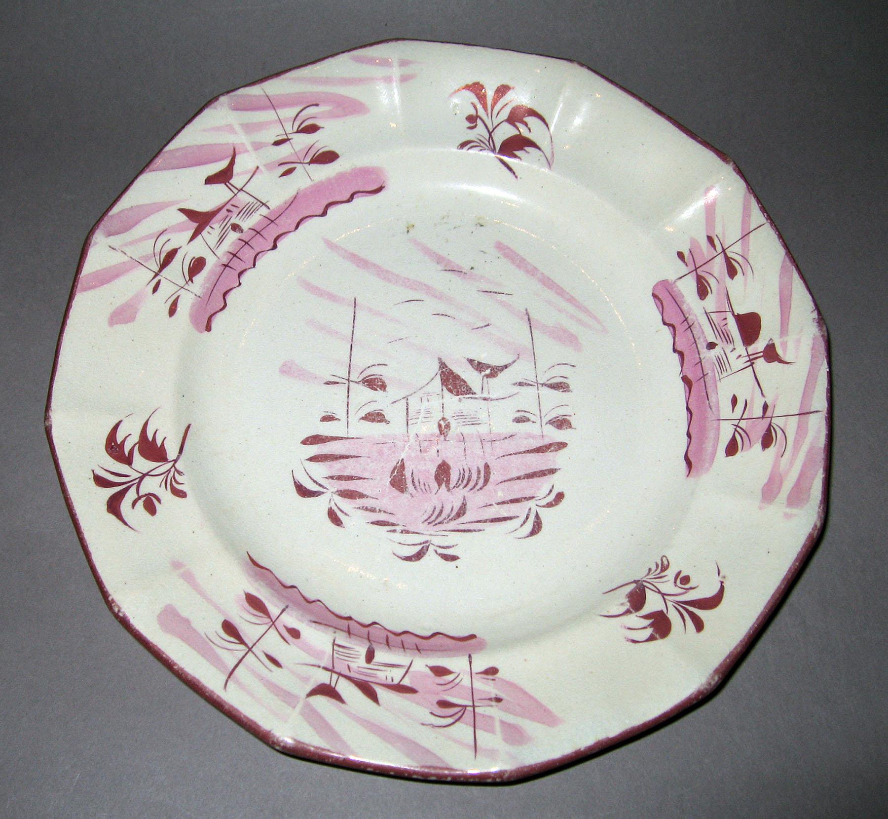 1984.0141.165.001 Lusterware Plate