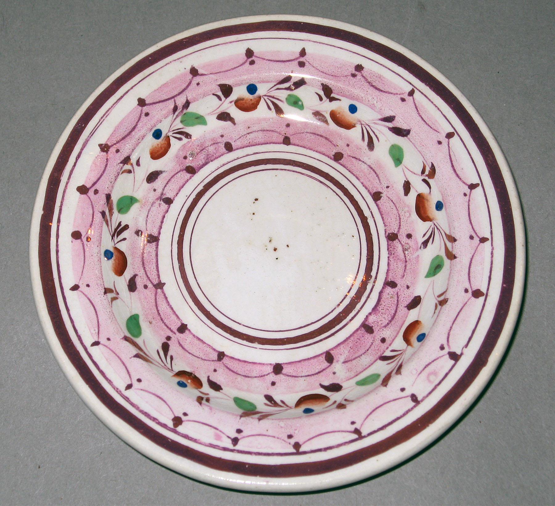 1984.0141.170 Lusterware Cup Plate
