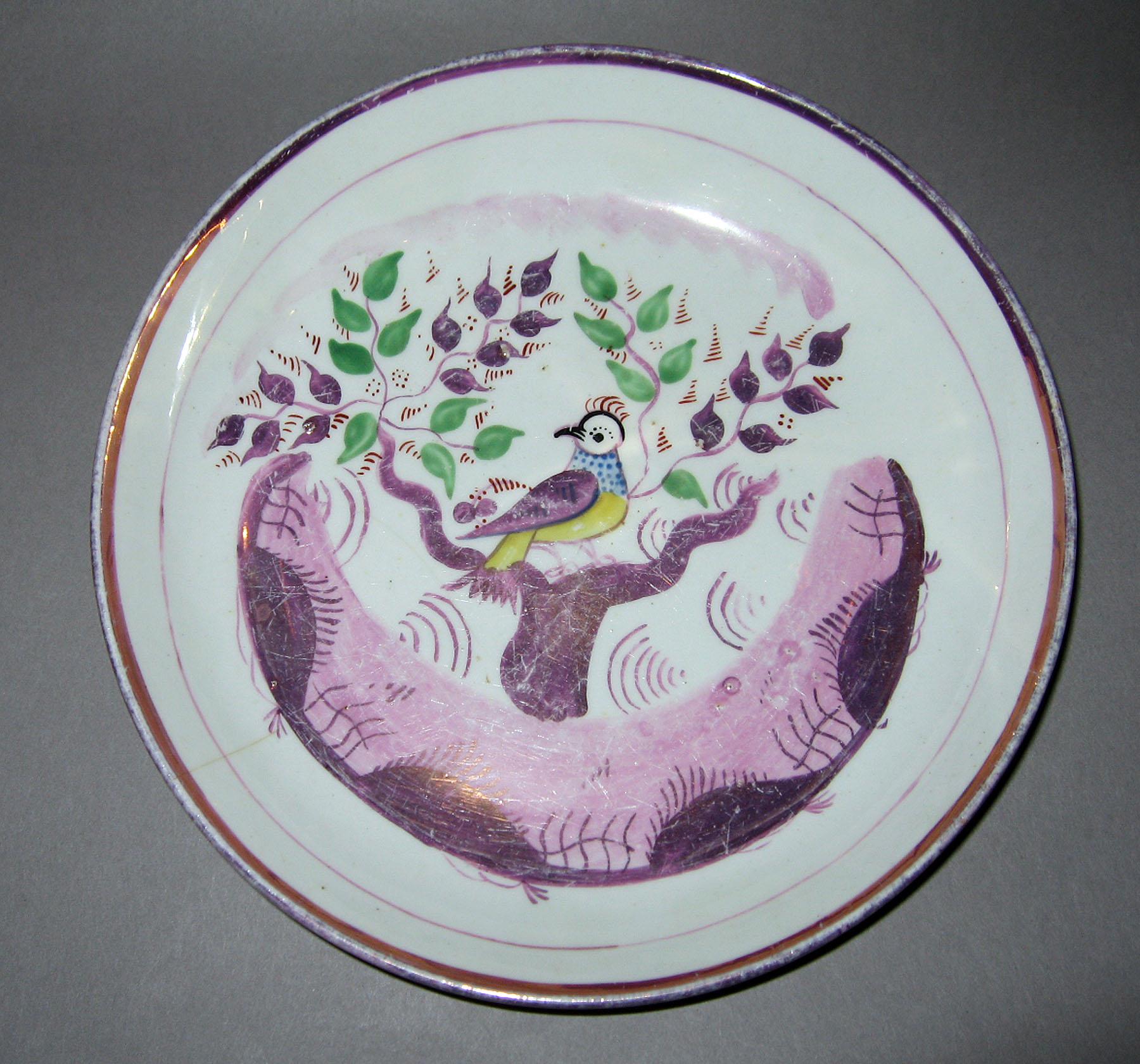 1984.0141.174 Lusterware Cake plate