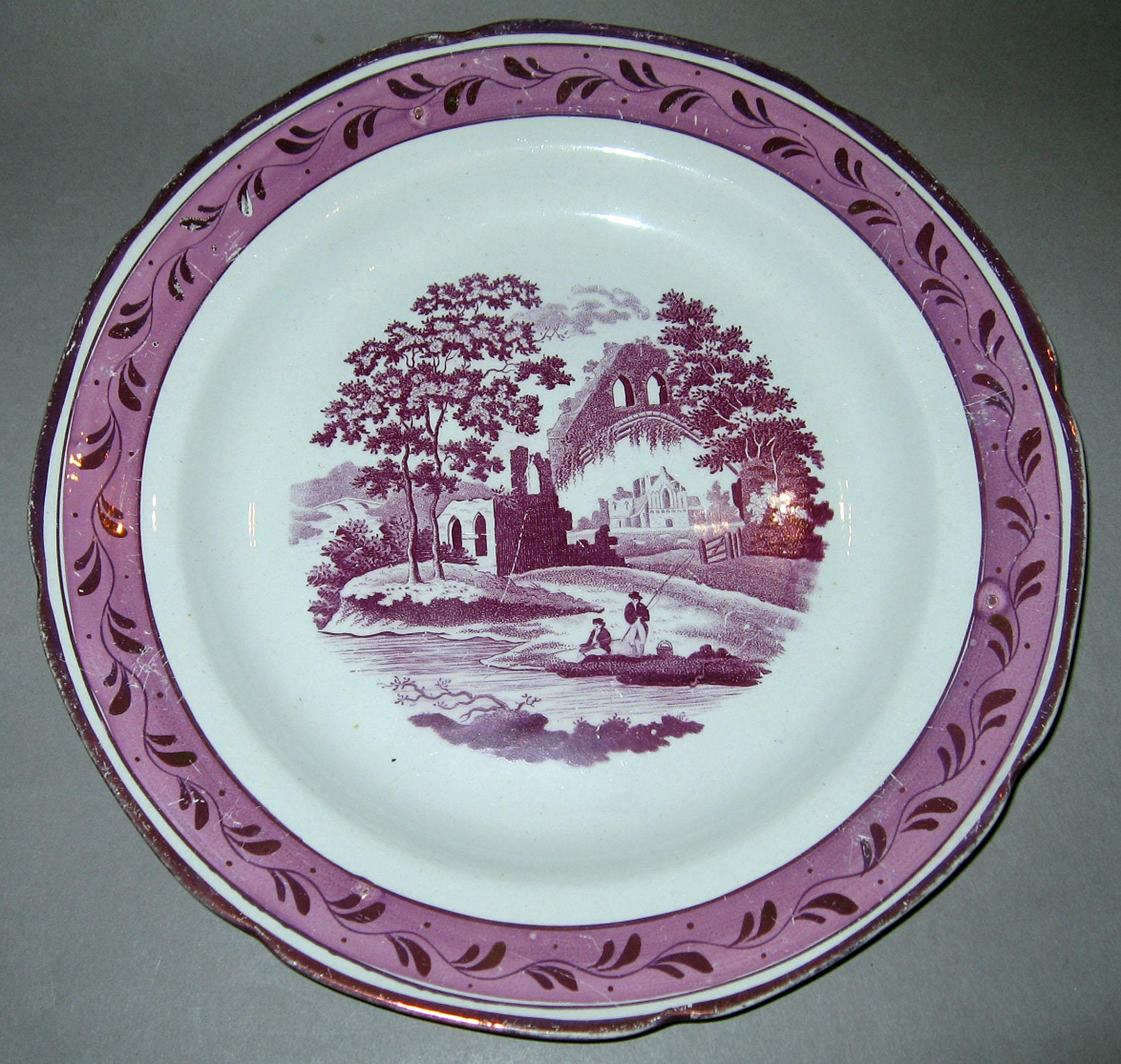 1984.0141.175 Wood Lusterware Plate