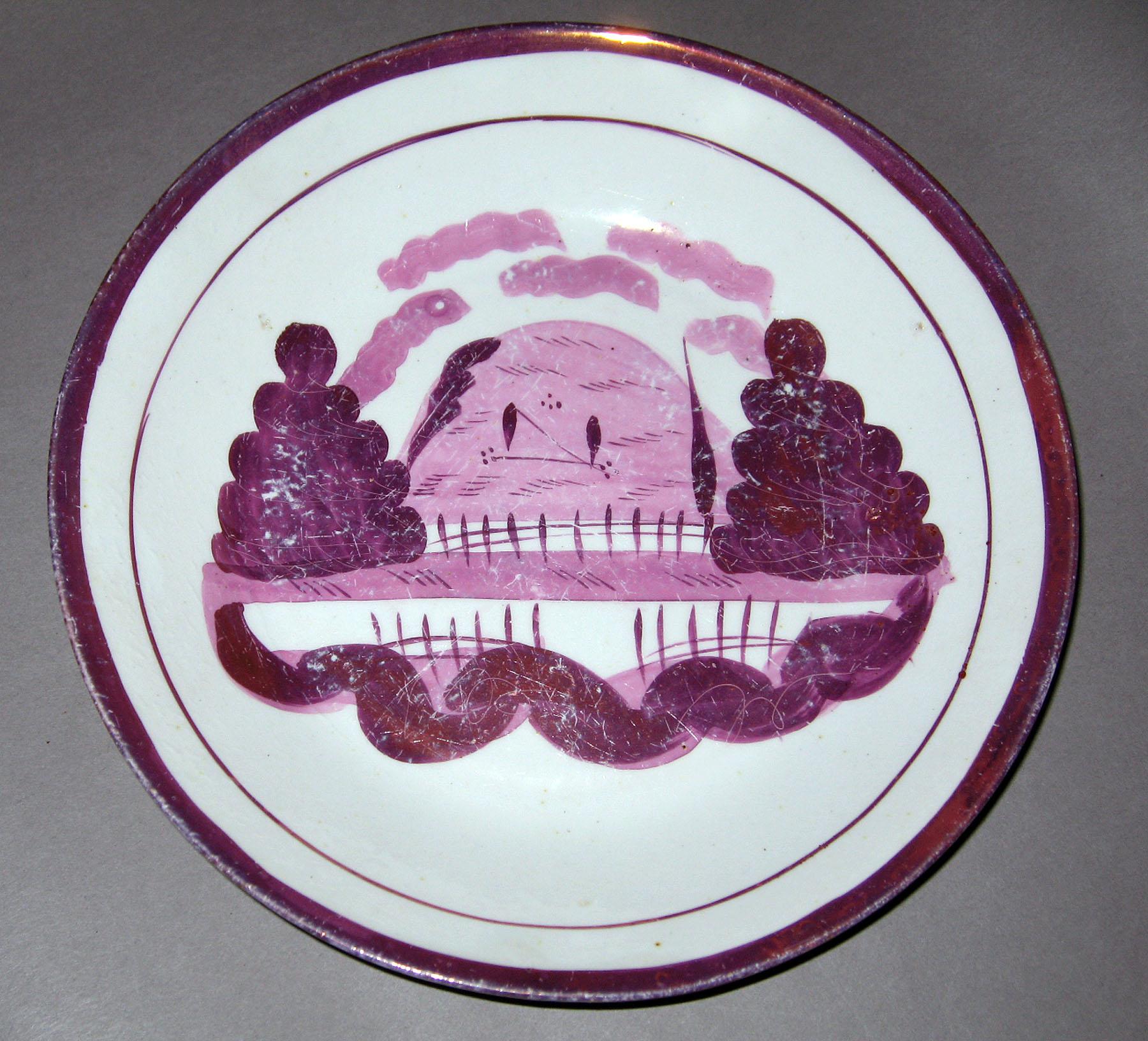 1984.0141.241.004 Lusterware Cake plate