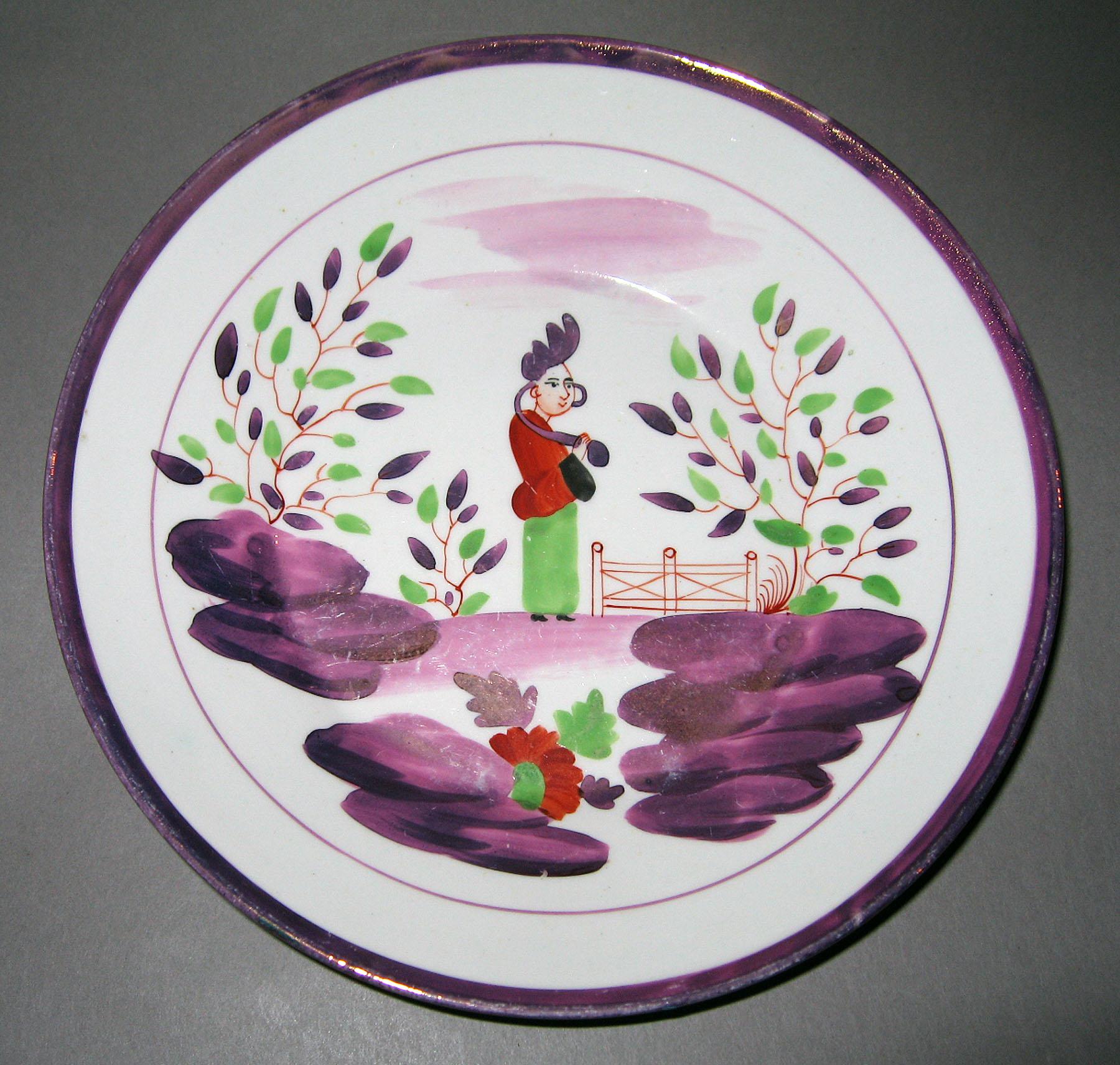 1984.0141.243.003 Lusterware Cake plate