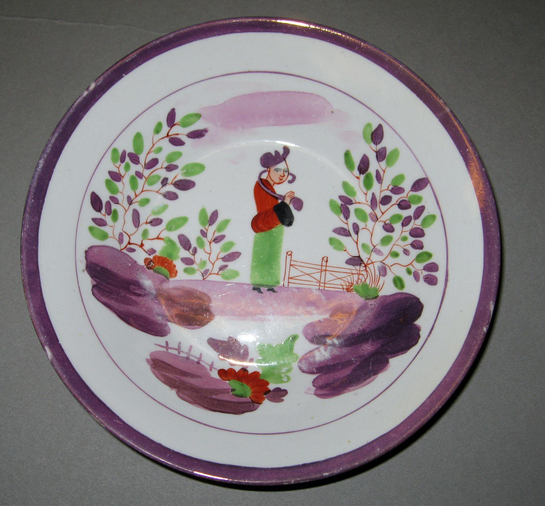 1984.0141.243.004 B Lusterware Saucer