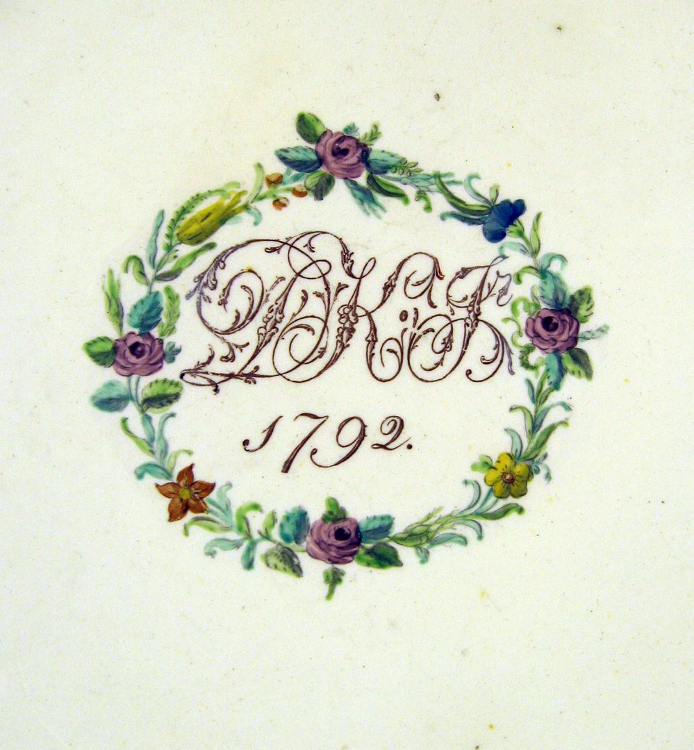 1984.0142 B Monogram detail