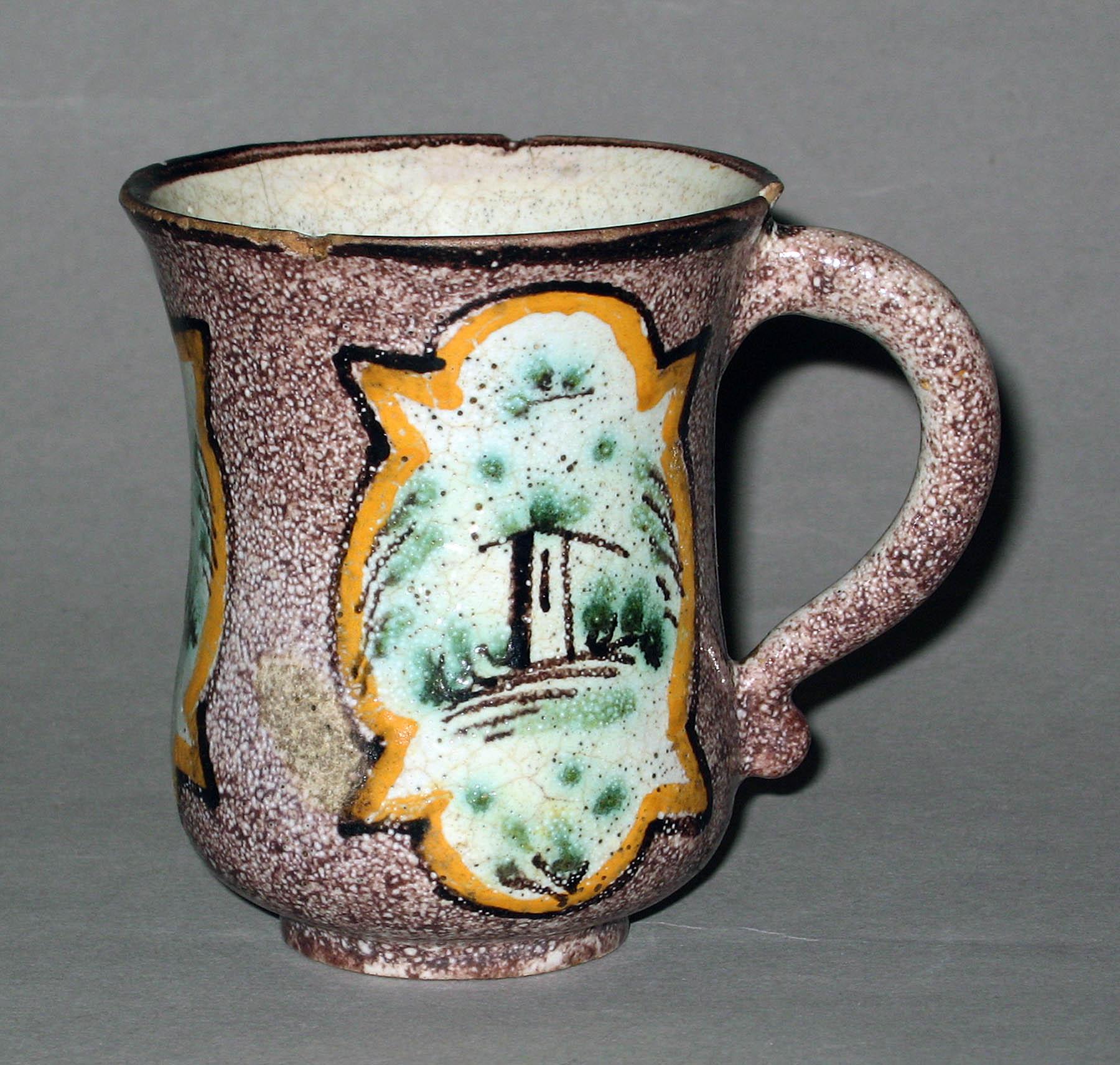 1958.0028.003 Earthenware cup