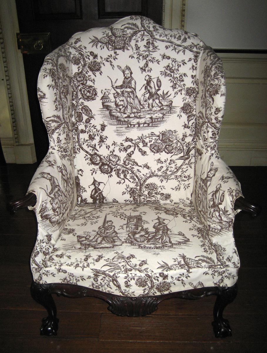1957.0665 Easy chair with 1984.0600.001 slip cover view 2