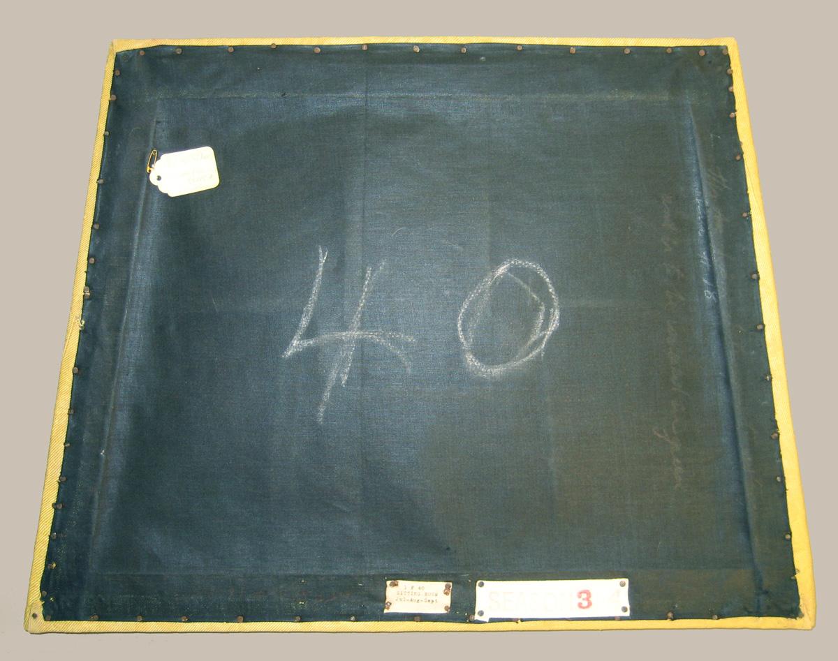 1984.0614.009 Slip seat view 2