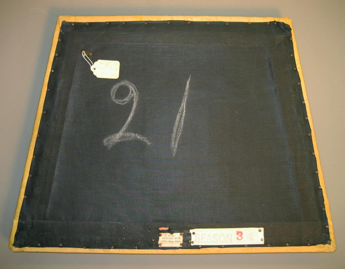 1984.0614.010 Slip seat view 2