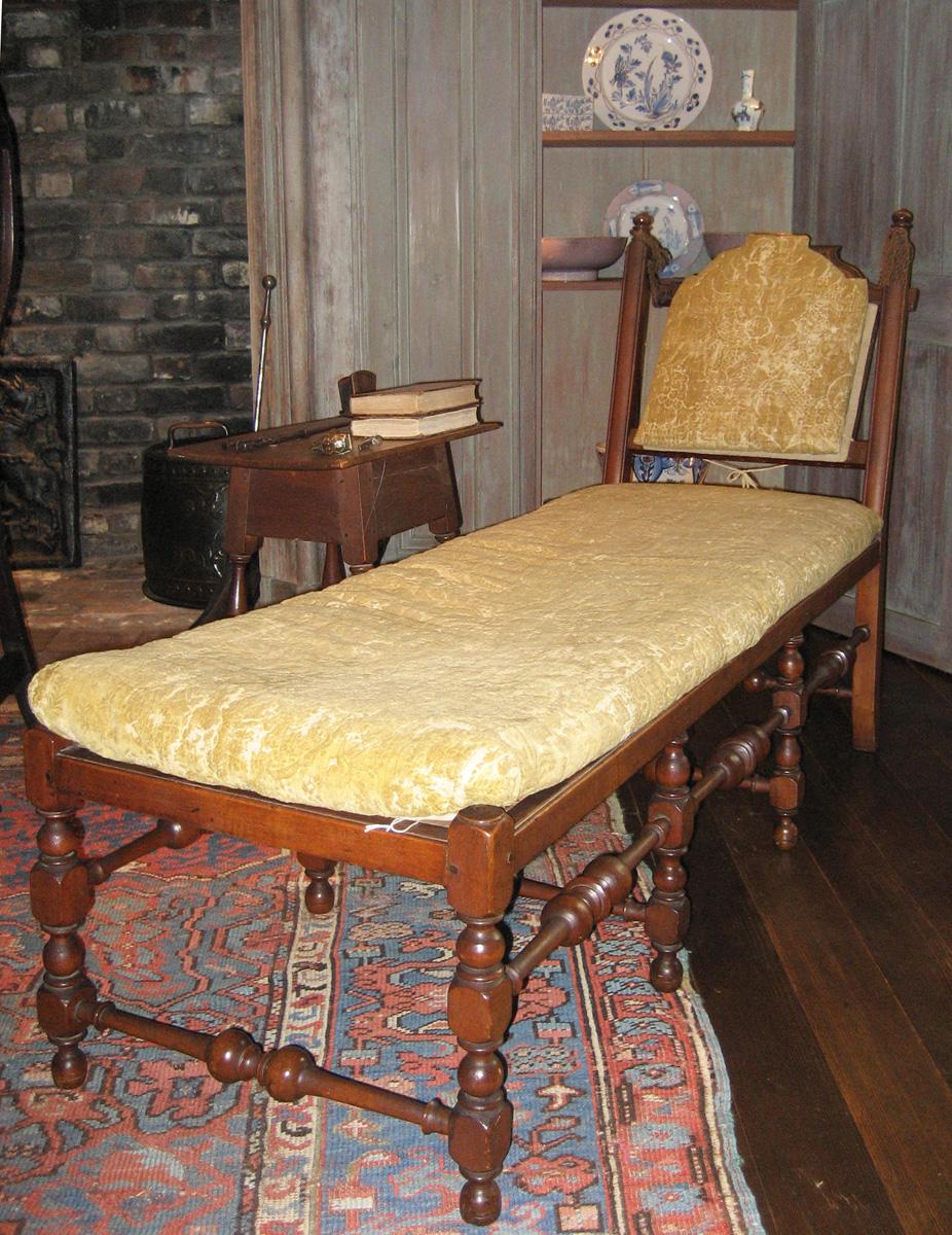 1958.0550 Daybed with Cushions 1984.0628 A and B