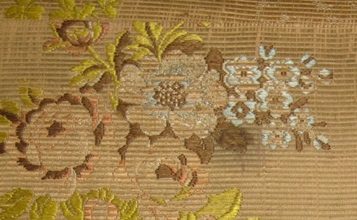 1984.0651.005 Slip seat fabric detail