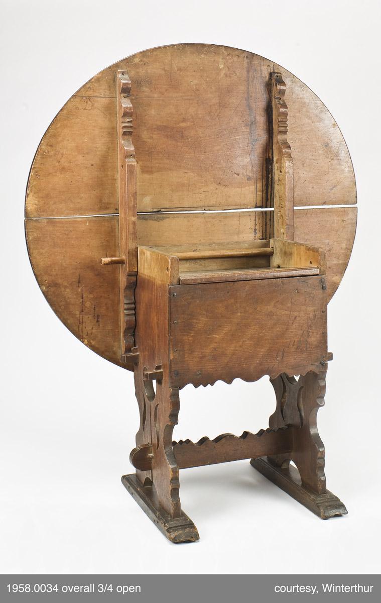 1958.0034 Chair table (view 2)